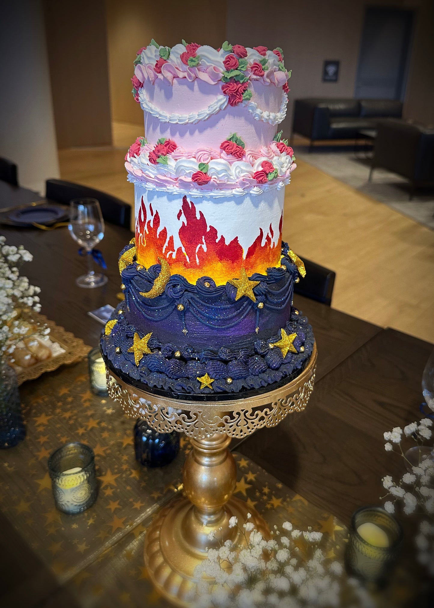 ACOTAR 10th Anniversary Bookshelf Cake