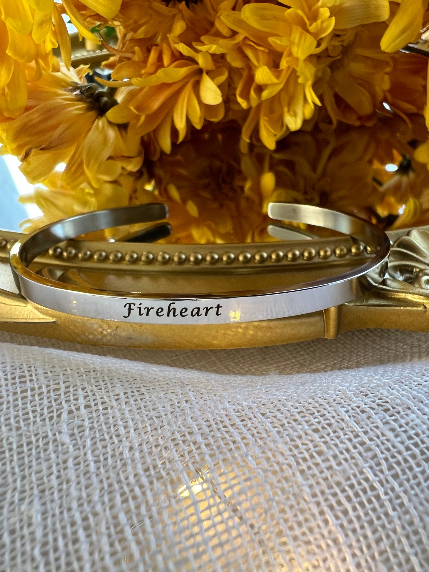 Throne of Glass Quote Bangle