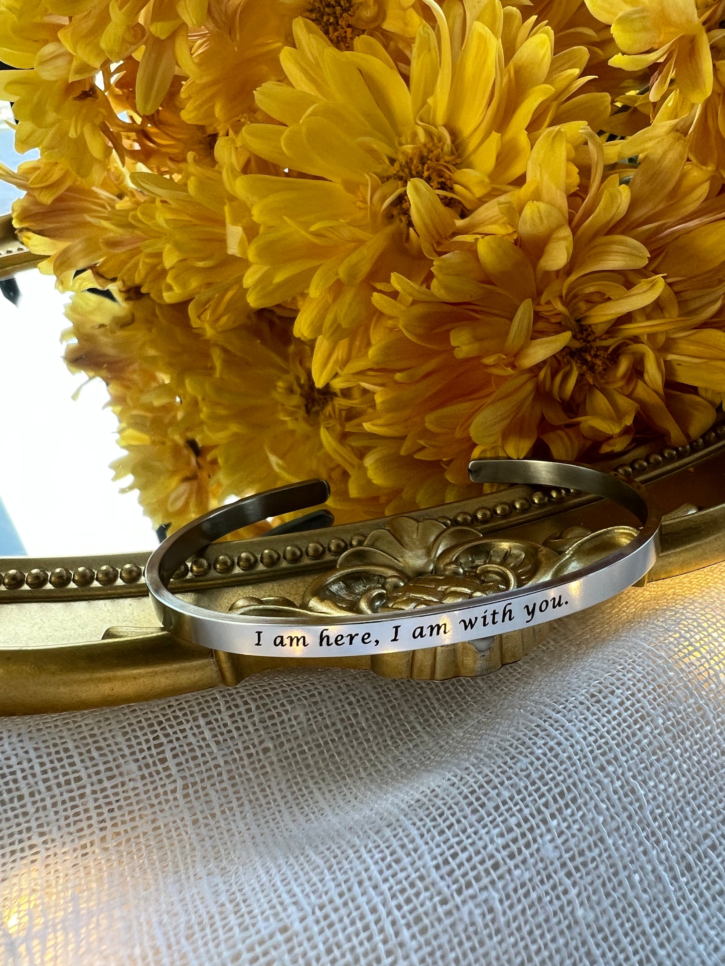 Throne of Glass Quote Bangle