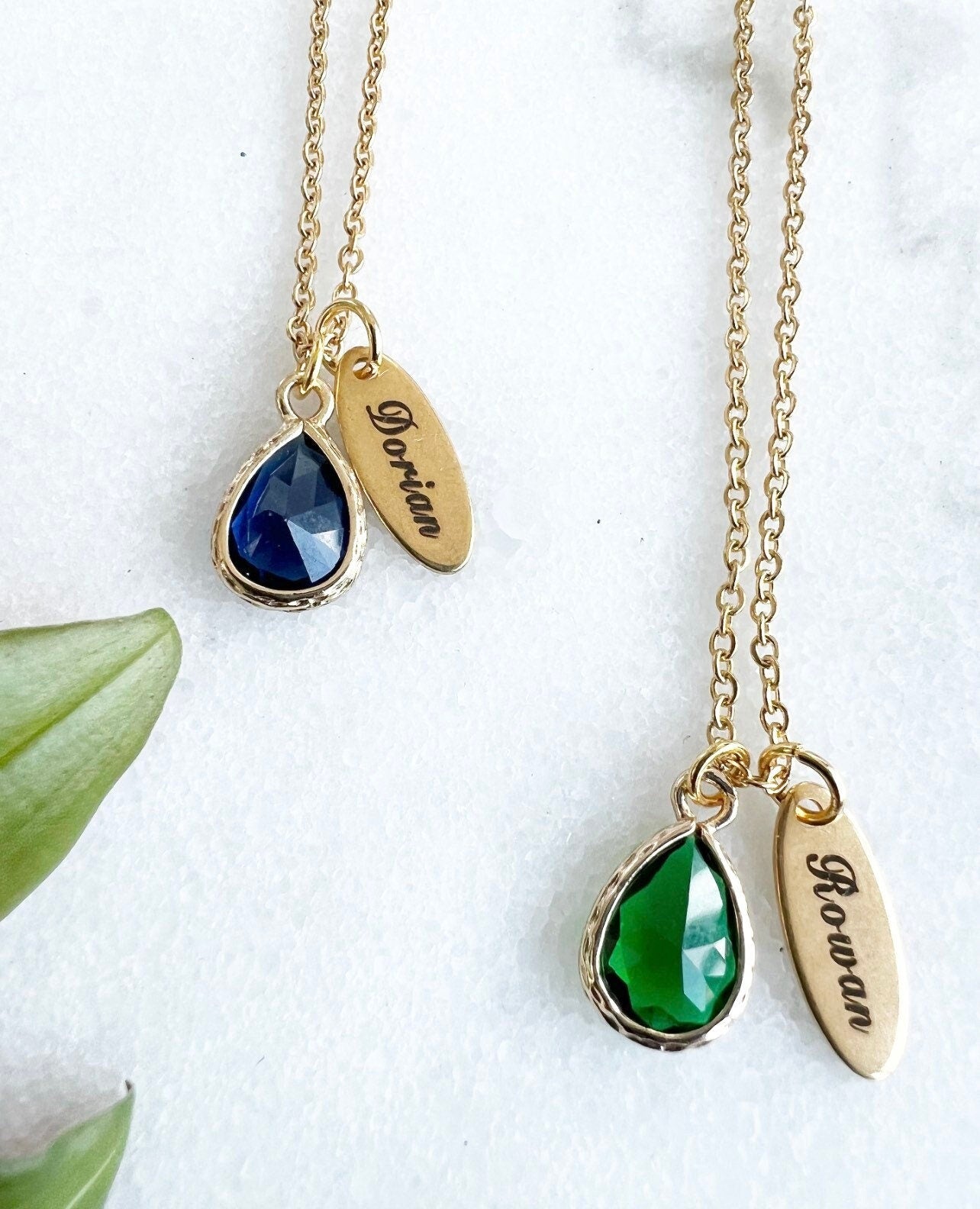 Throne of Glass Book Boyfriend Necklace