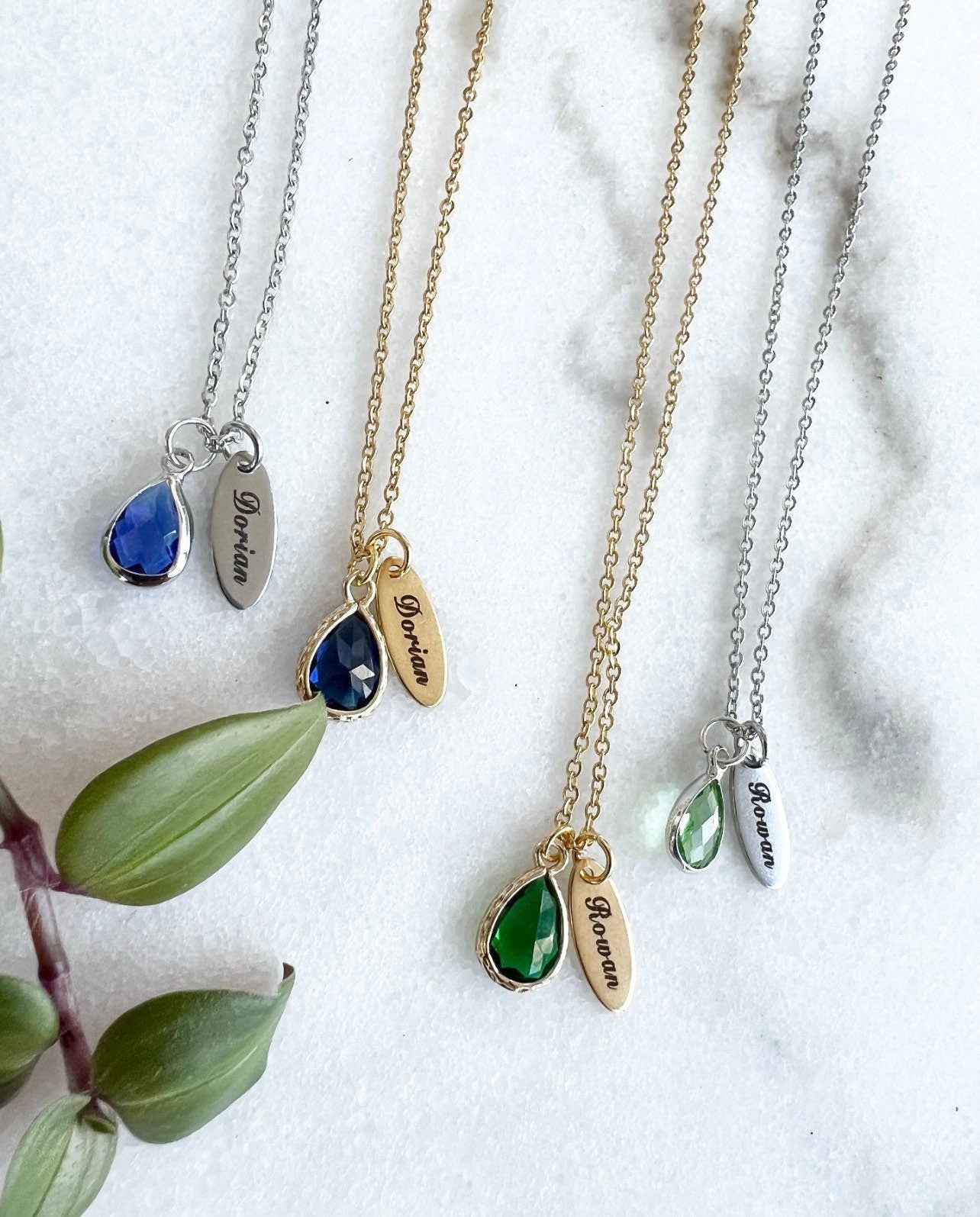 Throne of Glass Book Boyfriend Necklace