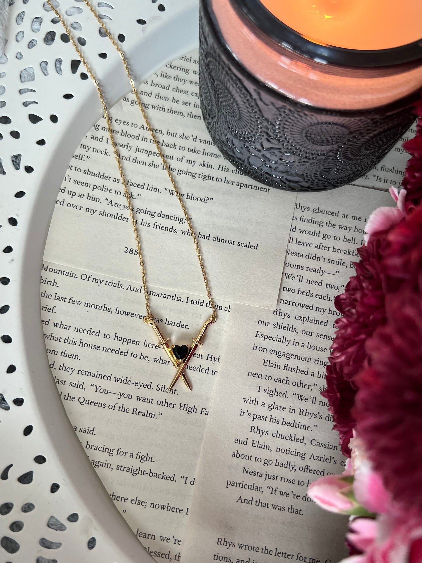Enemies to lovers necklace