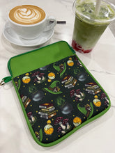 Witchy Core E-reader sleeve
