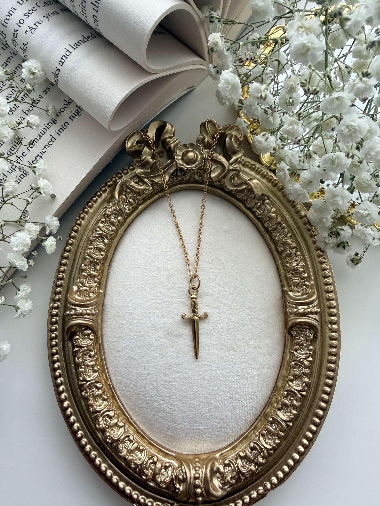 Dagger necklace