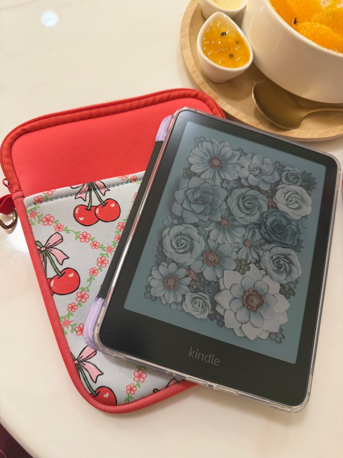 Book Girlie Cherry E-reader & cup sleeve Combo